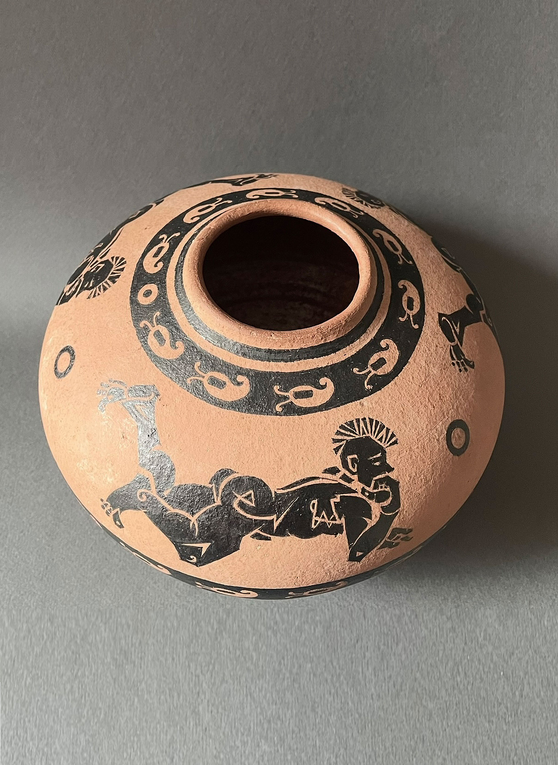 Urn (“Mohawk”) 6 inches high